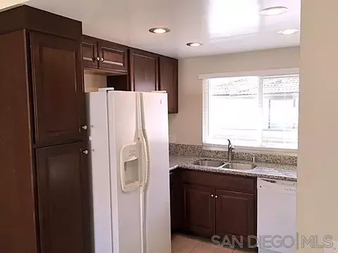 9821 Caspi Gdns #8, Santee, CA 92071 photo 4