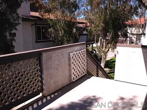 9821 Caspi Gdns #8, Santee, CA 92071 photo 2