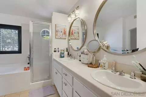 Bath - 2505 Whispering Palms Loop, Chula Vista, CA 91915 photo 3 of 5
