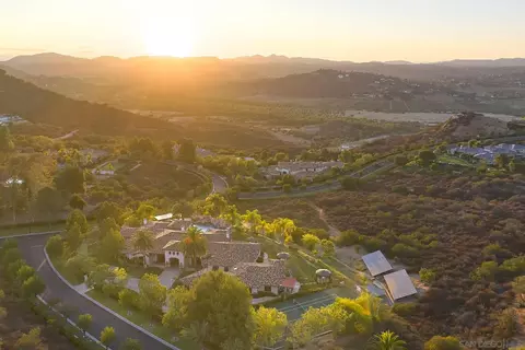 View/Area - 14160 Augusta Ct, Poway, CA 92064 photo 3 of 11