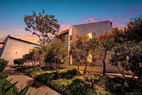 3282 Ashford St #E, San Diego, CA 92111