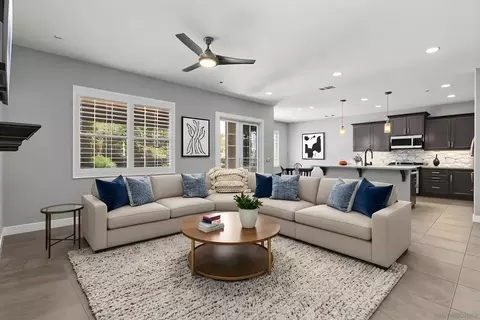 Living - 1018 Bellingham Dr, Oceanside, CA 92057 photo 2 of 3