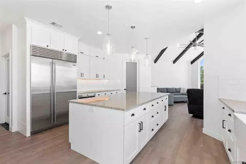 Kitchen - 2370 Dos Lomas, Fallbrook, CA 92028 photo 3 of 5