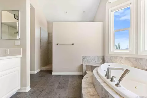 Bath - 2370 Dos Lomas, Fallbrook, CA 92028 photo 1 of 2