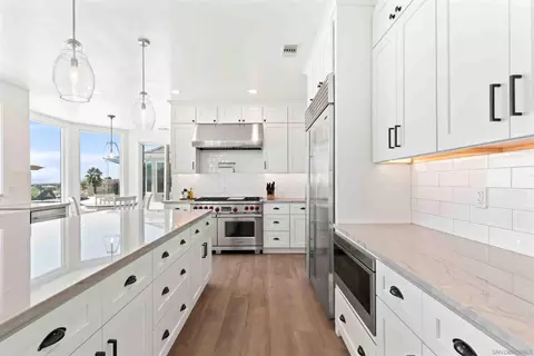 Kitchen - 2370 Dos Lomas, Fallbrook, CA 92028 photo 2 of 5