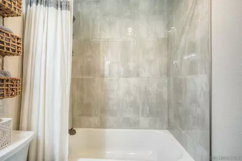 Bath - 4432 Skimmer Way, Oceanside, CA 92057 photo 5 of 5