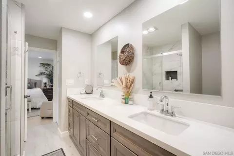 Bath - 4432 Skimmer Way, Oceanside, CA 92057 photo 2 of 5