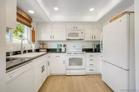Kitchen - 4432 Skimmer Way, Oceanside, CA 92057 photo 1 of 6