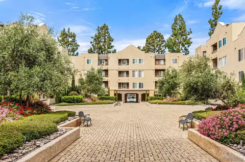 8889 Caminito Plaza Centro #7225, San Diego, CA 92122