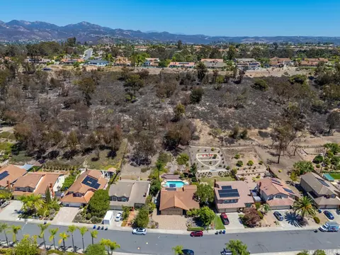 View/Area - 14473 Maplewood St, Poway, CA 92064 photo 2 of 3