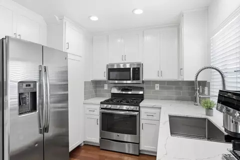 10060 Scripps Vista Way #39, San Diego, CA 92131
