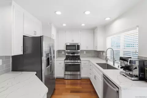 10060 Scripps Vista Way #39, San Diego, CA 92131