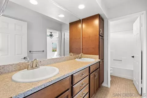 Bath - 5168 Frazee, Oceanside, CA 92057 photo 6 of 7