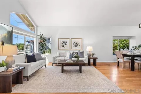 Living - 5168 Frazee, Oceanside, CA 92057 photo 2 of 8