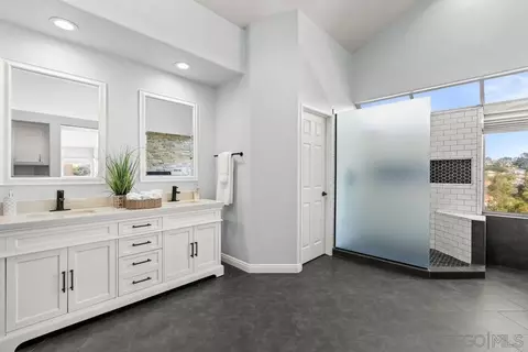 Bath - 5168 Frazee, Oceanside, CA 92057 photo 3 of 7