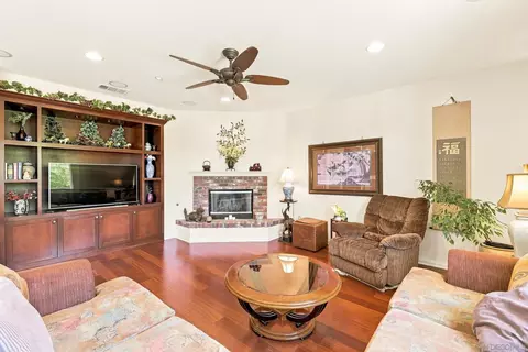 Living - 10353 Pinion Trl, Escondido, CA 92026 photo 3 of 3