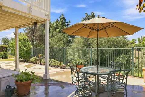 Exterior - 10353 Pinion Trl, Escondido, CA 92026 photo 5 of 12