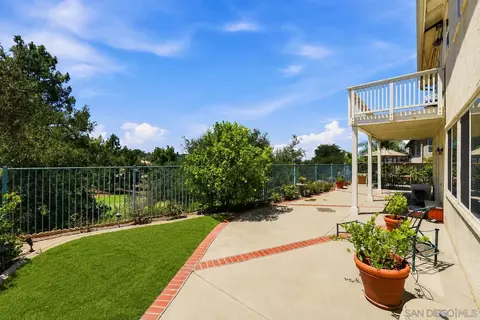 Exterior - 10353 Pinion Trl, Escondido, CA 92026 photo 6 of 12