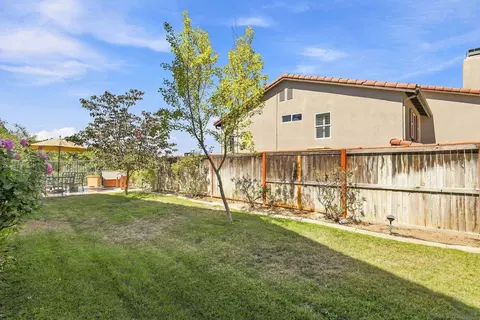 Exterior - 10353 Pinion Trl, Escondido, CA 92026 photo 4 of 12