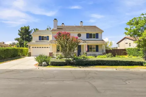 Exterior - 10353 Pinion Trl, Escondido, CA 92026 photo 3 of 12