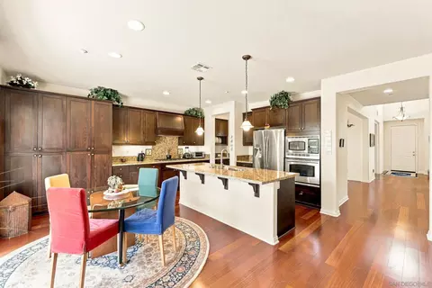 Kitchen - 10353 Pinion Trl, Escondido, CA 92026 photo 3 of 4