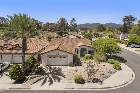11821 Calle Parral, San Diego, CA 92128