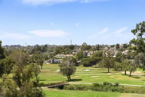 View/Area - 2501 Navarra #121, Carlsbad, CA 92009 photo 6 of 9