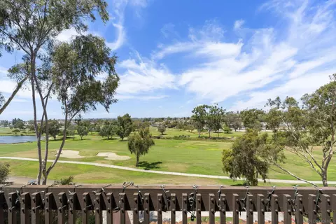 View/Area - 2501 Navarra #121, Carlsbad, CA 92009 photo 1 of 9