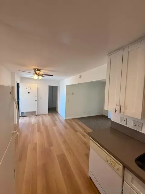 4310 54th #209, San Diego, CA 92115