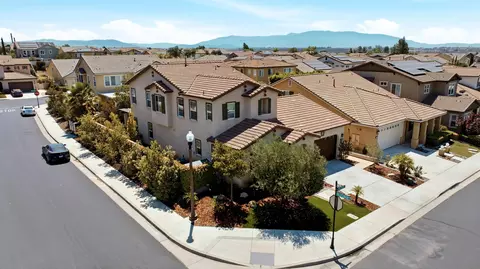 View/Area - 39096 Clear Creek Ln, Temecula, CA 92591 photo 2 of 11