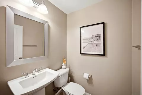 Bath - 39096 Clear Creek Ln, Temecula, CA 92591 photo 1 of 5