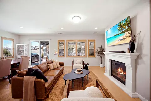 Living - 39096 Clear Creek Ln, Temecula, CA 92591 photo 2 of 3