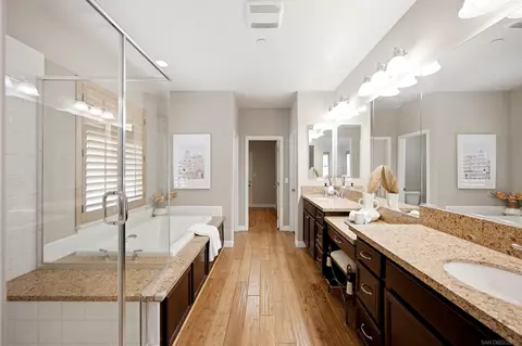Bath - 39096 Clear Creek Ln, Temecula, CA 92591 photo 2 of 5