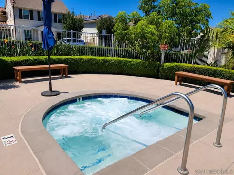 Exterior - 4366 Pacifica Way #3, Oceanside, CA 92056 photo 8 of 9