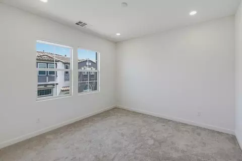 Bedroom - 4366 Pacifica Way #3, Oceanside, CA 92056 photo 6 of 8
