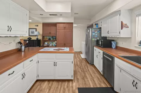 Kitchen - 8925 Cliffridge Ave, La Jolla, CA 92037 photo 1 of 4