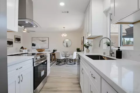 Kitchen - 2121 E Grand Ave #C12, Escondido, CA 92027 photo 6 of 7