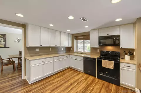 Kitchen - 9518 Hillcreek Way, Santee, CA 92071 photo 2 of 3