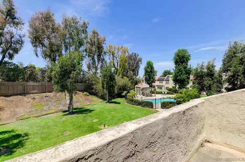 Exterior - 1036 Long Shadow Ct, El Cajon, CA 92019 photo 4 of 9