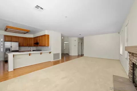 Living - 3354 Monique Ln, Spring Valley, CA 91977 photo 4 of 9