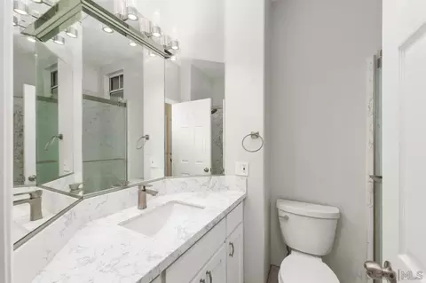 Bath - 3354 Monique Ln, Spring Valley, CA 91977 photo 3 of 4