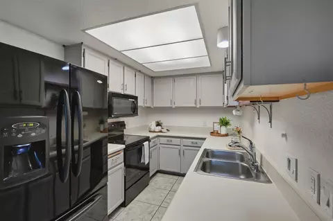 Kitchen - 8837 Tamberly #C, Santee, CA 92071 photo 1 of 1