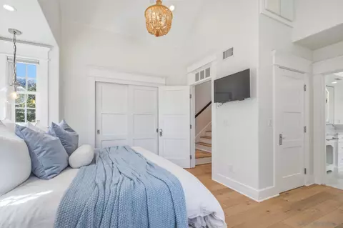 Bedroom - 953 E Ave, Coronado, CA 92118 photo 3 of 7