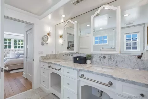Bath - 953 E Ave, Coronado, CA 92118 photo 3 of 5