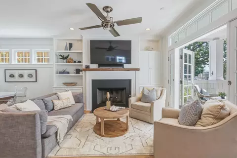 Living - 953 E Ave, Coronado, CA 92118 photo 1 of 3