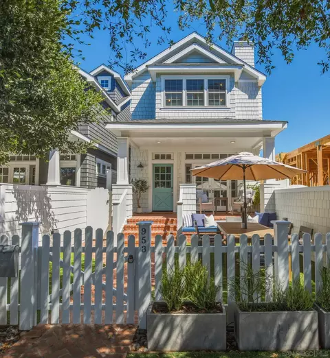 Exterior - 953 E Ave, Coronado, CA 92118 photo 2 of 6