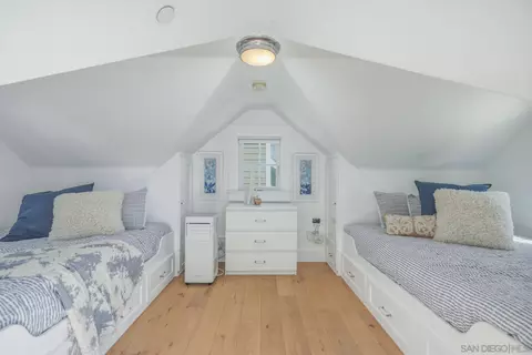 Bedroom - 953 E Ave, Coronado, CA 92118 photo 7 of 7
