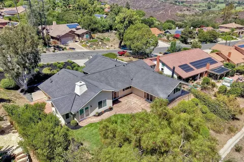 View/Area - 17709 Saint Andrews, Poway, CA 92064 photo 9 of 15