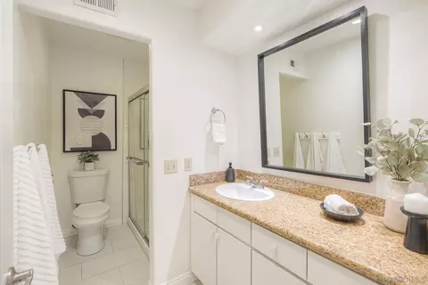 Bath - 17709 Saint Andrews, Poway, CA 92064 photo 3 of 3