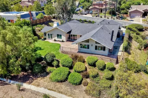 View/Area - 17709 Saint Andrews, Poway, CA 92064 photo 8 of 15